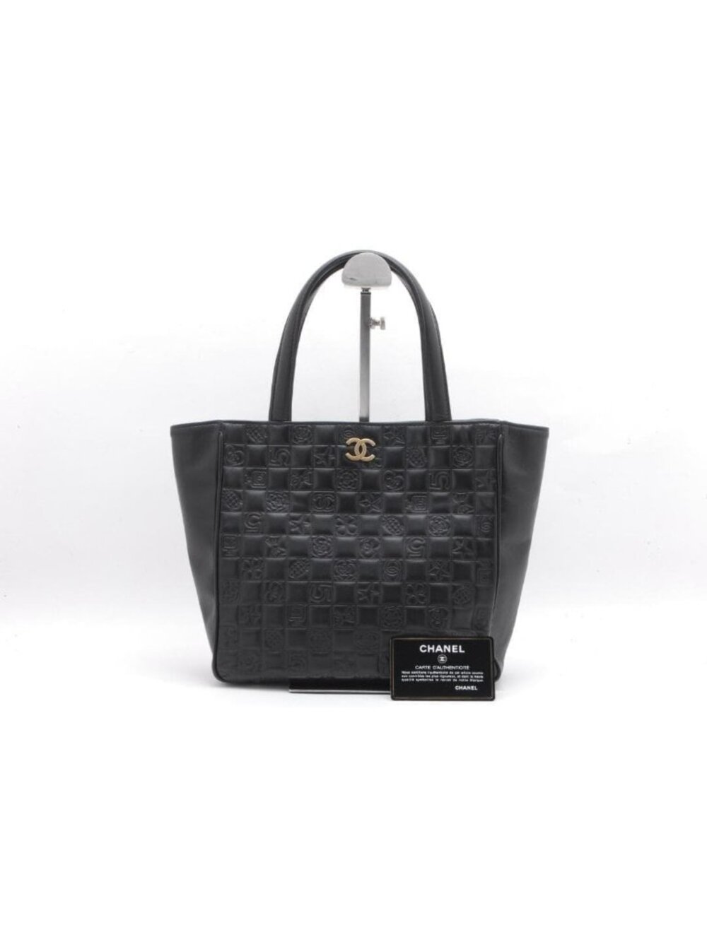 Chanel Tote Icon Line